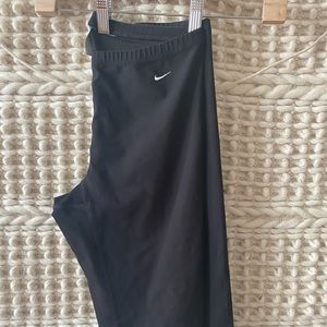 Nike workout leggings